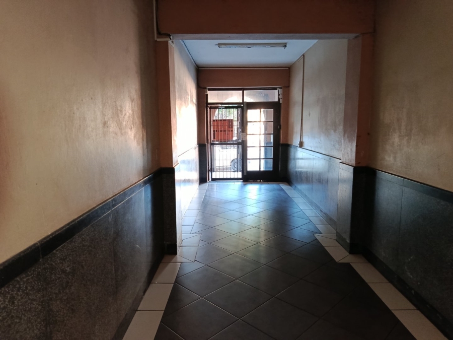 2 Bedroom Property for Sale in Port Elizabeth Central Eastern Cape
